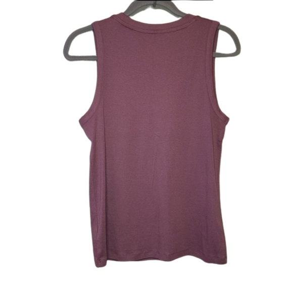 Ladies top - Picture 2 of 3